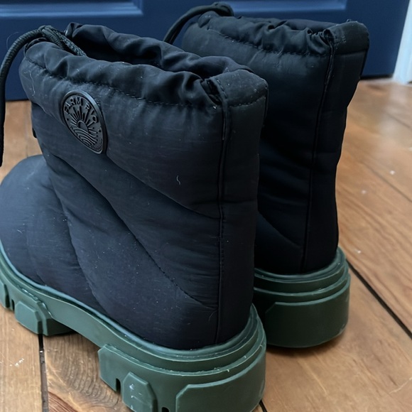 Farm Rio boots - Picture 3 of 5